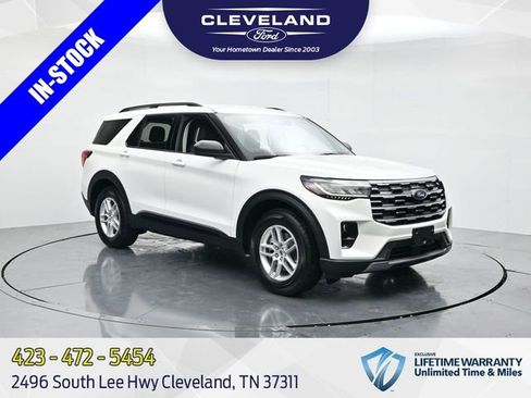 New 2026 Ford Explorer Active w/ Active Comfort Package RWD image 1