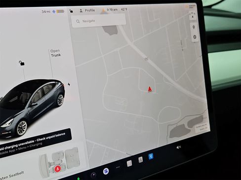 Used 2021 Tesla Model 3 Standard Range Plus image 30