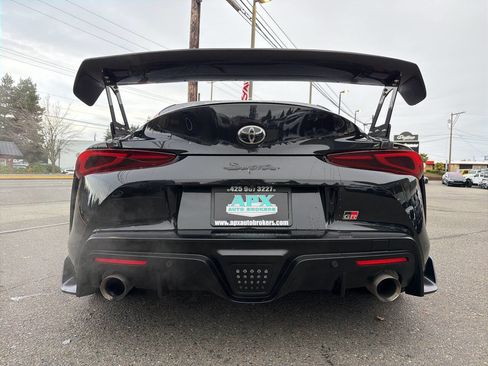 Used 2021 Toyota Supra Premium image 7