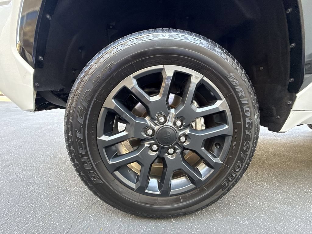 Used 2023 Toyota Tundra Platinum AWD/4WD image 34