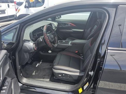 Used 2025 Chevrolet Equinox EV RS FWD image 16