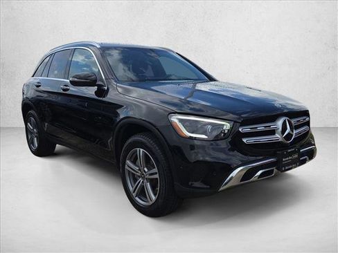 Certified 2022 Mercedes-Benz GLC 300 4MATIC image 3