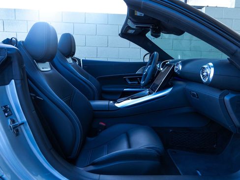 Used 2022 Mercedes-Benz SL 55 AMG SL 55 AMG image 21