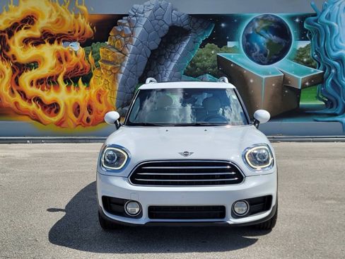 Used 2019 MINI Cooper Countryman w/ Premium Package FWD image 3