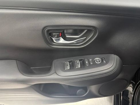 Used 2027 Honda HR-V EX-L image 19