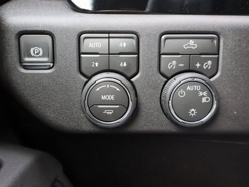 New 2026 Chevrolet Silverado 1500 LT w/ All Star Edition Plus AWD/4WD image 16