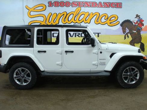 Used 2019 Jeep Wrangler Unlimited Sahara w/ Uconnect 4C Nav & Sound Group AWD/4WD image 1