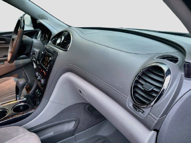 Used 2017 Buick Enclave Convenience FWD image 31