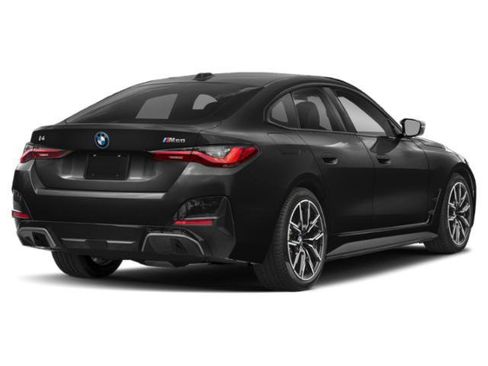 Used 2023 BMW i4 eDrive40 RWD image 2