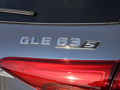 New 2026 Mercedes-Benz GLE 63 AMG S image 8