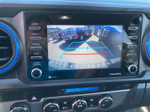 Used 2022 Toyota Tacoma SR image 17