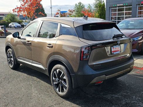 New 2026 Nissan Kicks SV w/ SV Premium Package image 4