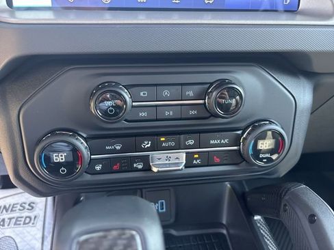 Used 2024 Ford Bronco Raptor w/ Interior Carbon Fiber Pack 6 AWD/4WD image 15