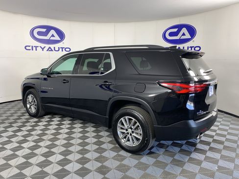 Used 2023 Chevrolet Traverse LT w/ LPO, Roadside Safety Package AWD/4WD image 5