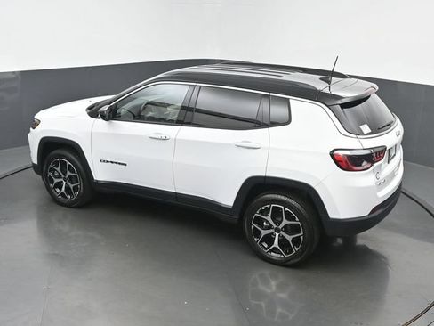 New 2026 Jeep Compass Limited AWD/4WD image 42