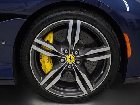 Certified 2019 Ferrari Portofino image 13