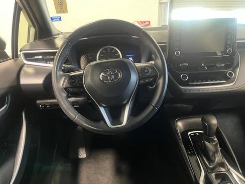 Used 2022 Toyota Corolla SE w/ SE Premium Package FWD image 22