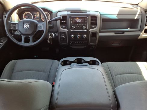 Used 2017 RAM 2500 Tradesman w/ Chrome Appearance Group AWD/4WD image 24