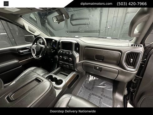 Used 2019 Chevrolet Silverado 1500 LT Trail Boss AWD/4WD image 19