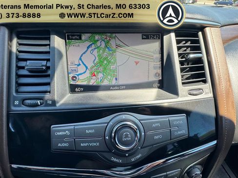 Used 2019 Nissan Armada Platinum w/ Captain's Chairs Package image 13