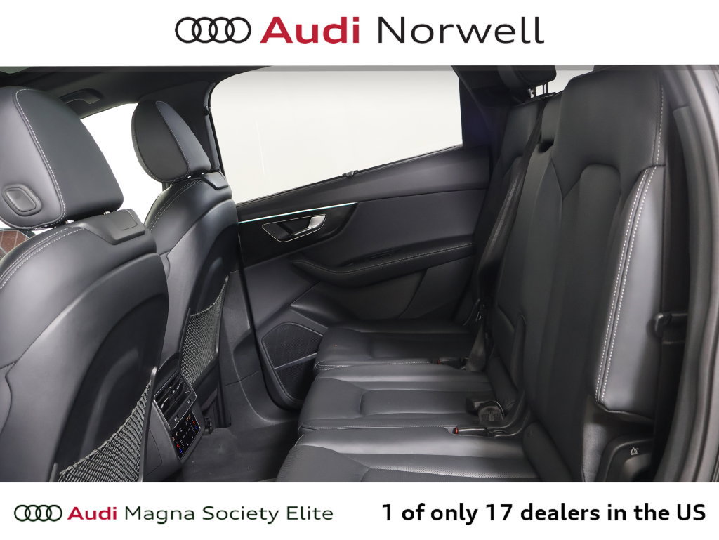 Used 2025 Audi Q7 3.0T Prestige AWD/4WD image 27