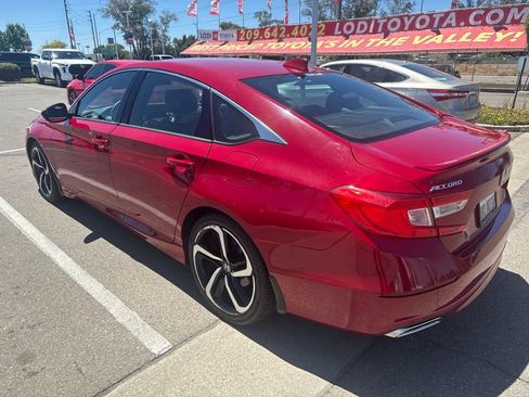 Used 2019 Honda Accord Sport image 3
