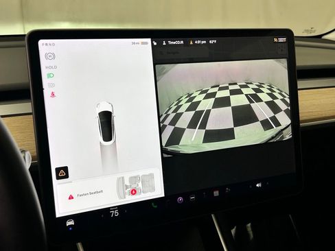 Used 2020 Tesla Model 3 Standard Range Plus image 23