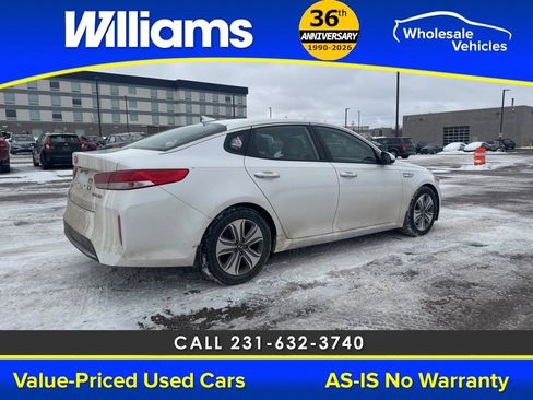 Used 2017 Kia Optima EX image 19