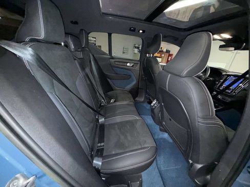 Used 2023 Volvo XC40 Recharge Ultimate w/ Protection Package Premier AWD/4WD image 16