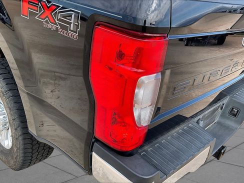 Used 2021 Ford F250 XL w/ STX Appearance Package AWD/4WD image 28