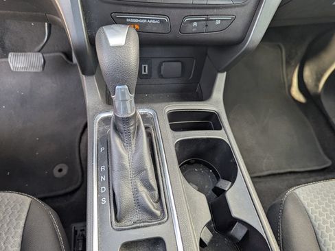 Used 2017 Ford Escape SE AWD/4WD image 13