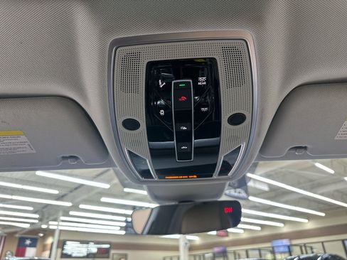 Used 2019 Audi A8 L 3.0T image 26