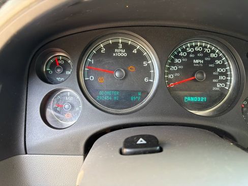 Used 2009 Chevrolet Silverado 1500 LTZ RWD image 13