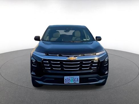 Used 2025 Chevrolet Equinox LT image 4