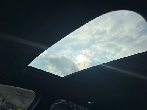 New 2026 Chevrolet Equinox EV RS image 25