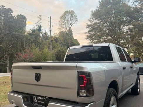 Used 2013 RAM 1500 Express RWD image 6
