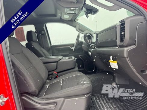 Used 2025 GMC Sierra 1500 Elevation image 14