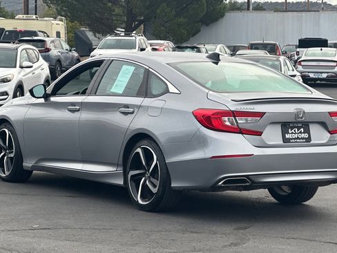 Used 2022 Honda Accord Sport image 7