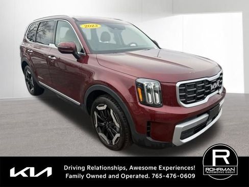 Used 2023 Kia Telluride S w/ S Sunroof Package image 3