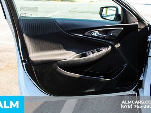 Used 2024 Chevrolet Malibu LT FWD image 37