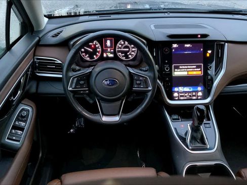 Used 2022 Subaru Outback Touring XT image 5