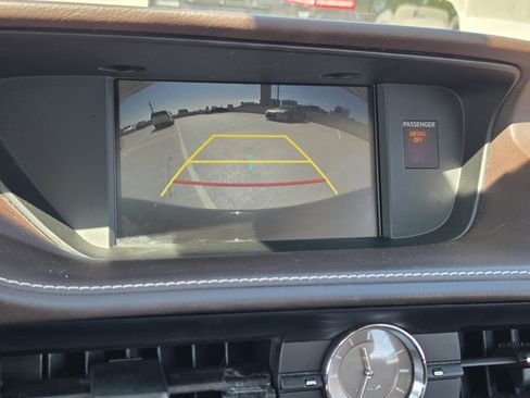 Used 2017 Lexus ES 350 w/ Premium Package FWD image 19