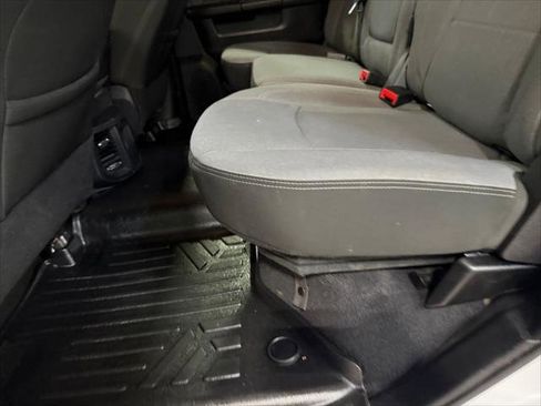 Certified 2019 RAM 2500 Big Horn AWD/4WD image 35