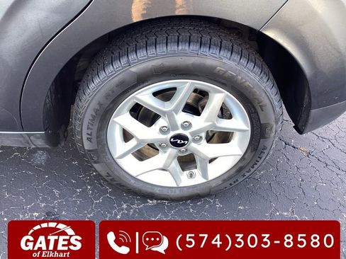 Used 2024 Kia Soul LX w/ Option Group 015 image 29