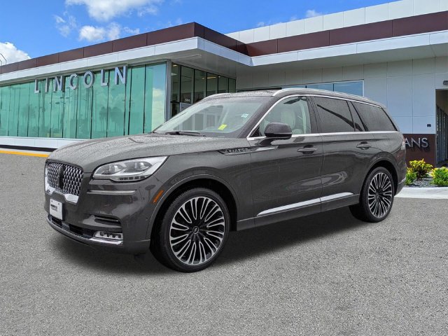 Certified 2023 Lincoln Aviator Black Label w/ Dynamic Handling Package AWD/4WD image 8