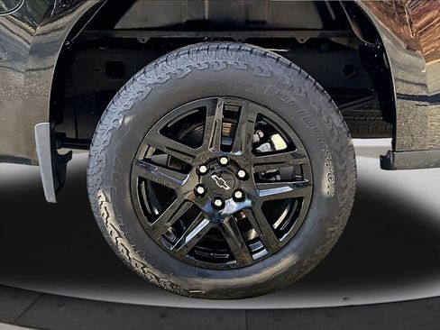 Used 2024 Chevrolet Silverado 1500 RST image 34