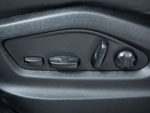 Certified 2022 Porsche Cayenne image 17