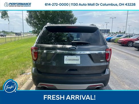 Used 2017 Ford Explorer XLT w/ Equipment Group 202A AWD/4WD image 5