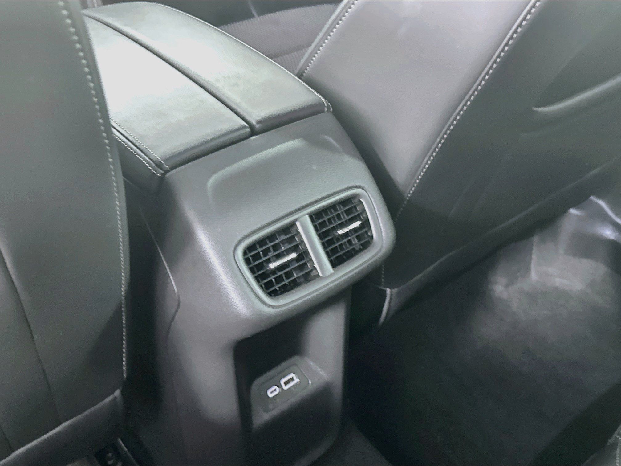 Used 2023 Buick Envision Preferred FWD image 27