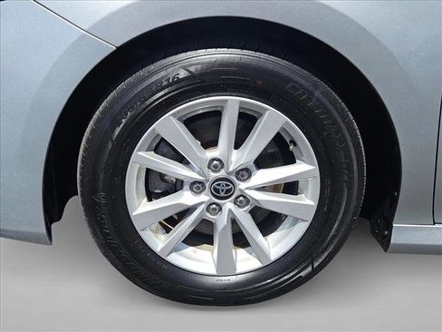 Used 2025 Toyota Camry LE FWD image 27